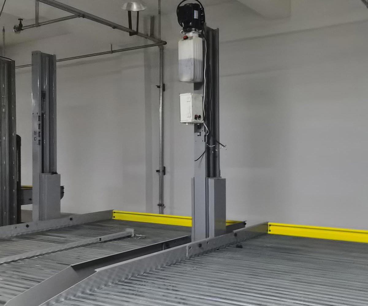 新城二层简易式机械停车库过验收